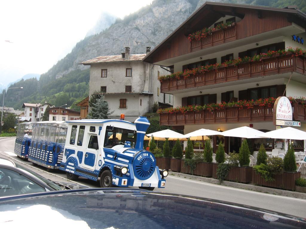 Hotel Marianna Rocca Pietore Exterior photo